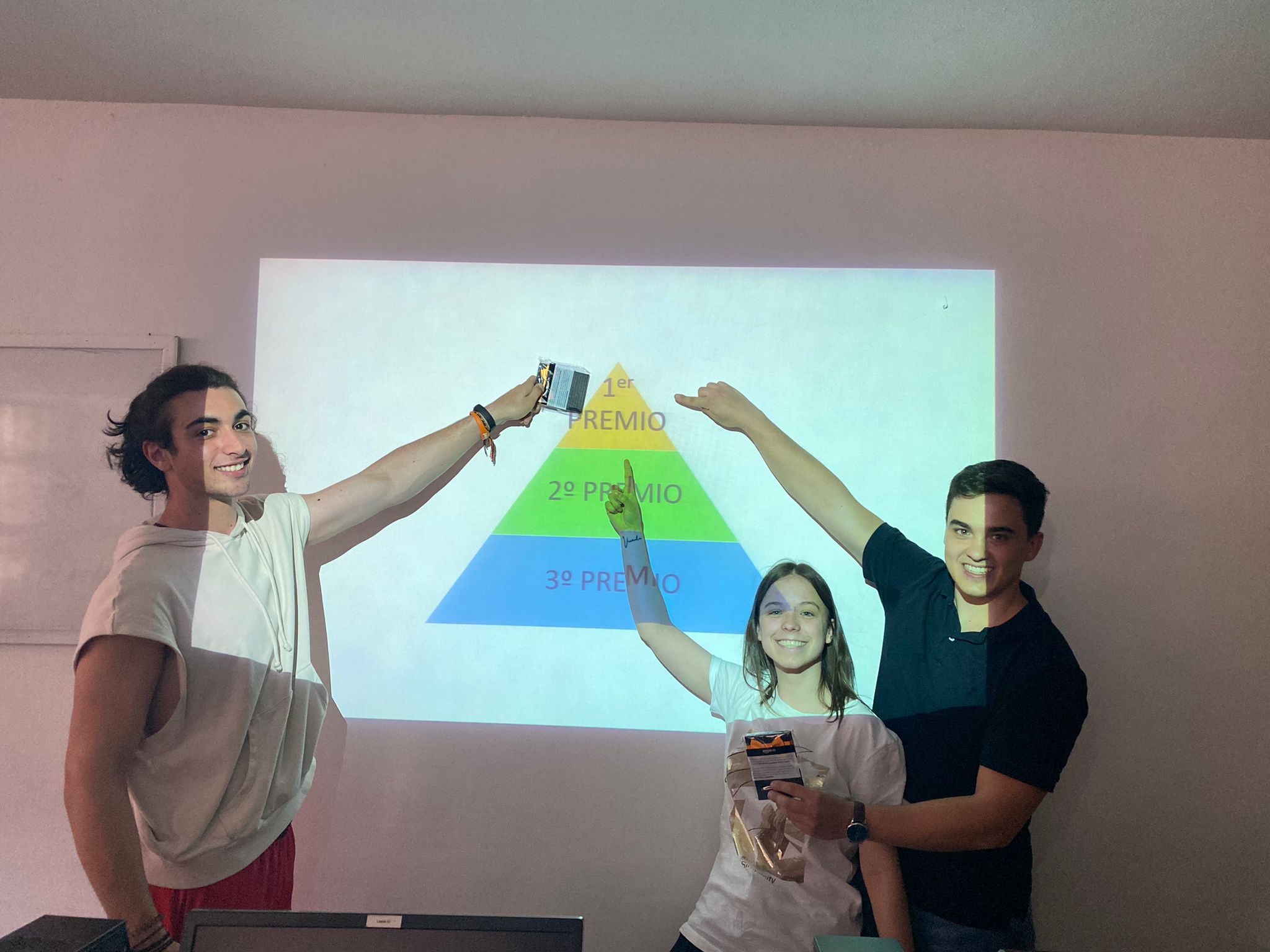 Vallahackathon 2022. Nosotras También