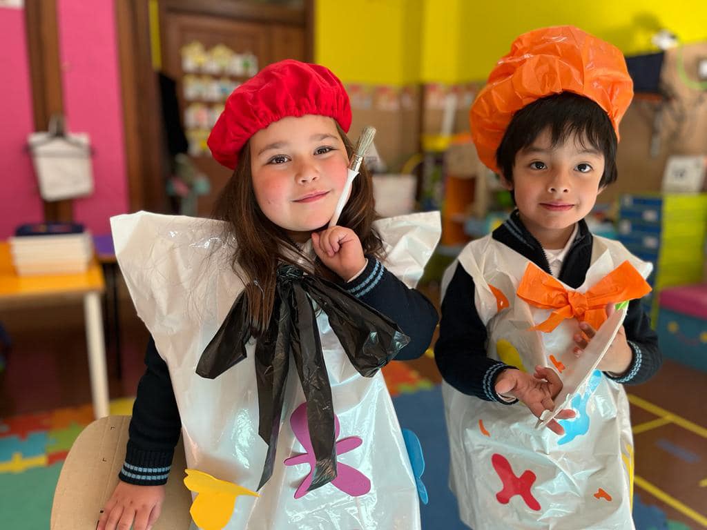 Los alumnos de E.Infantil finalizan su proyecto de “Picasso” disfrazándose de pintores.